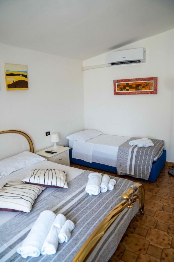 Queen'S Bed & Breakfast Grisolia Exterior foto