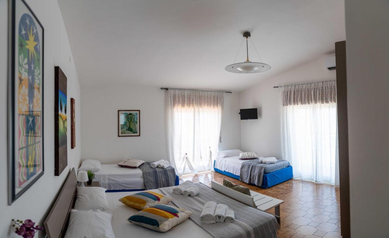 Queen'S Bed & Breakfast Grisolia Exterior foto