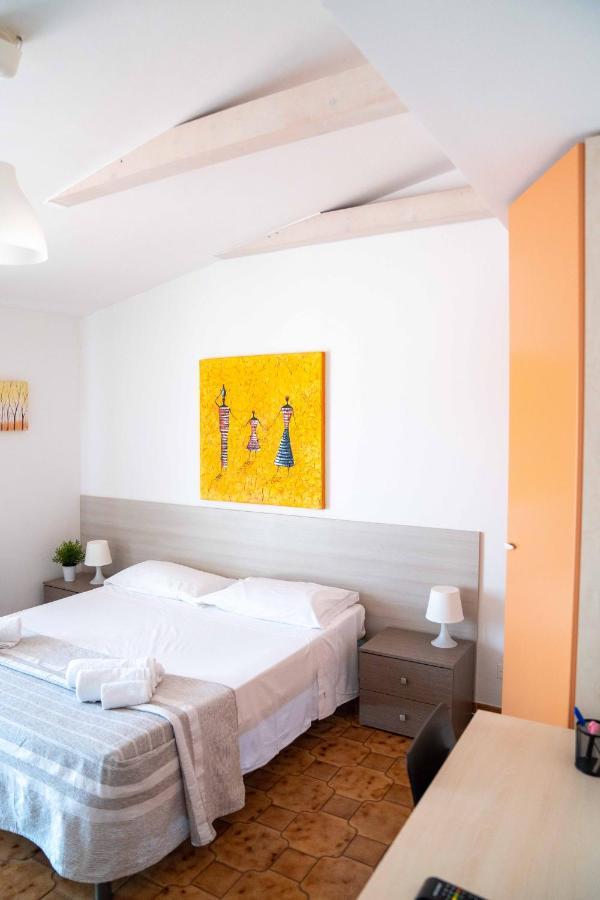 Queen'S Bed & Breakfast Grisolia Exterior foto