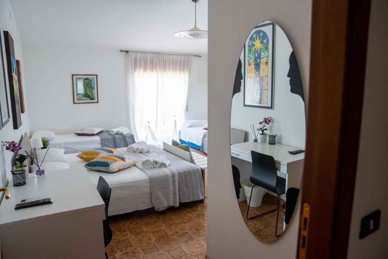 Queen'S Bed & Breakfast Grisolia Exterior foto