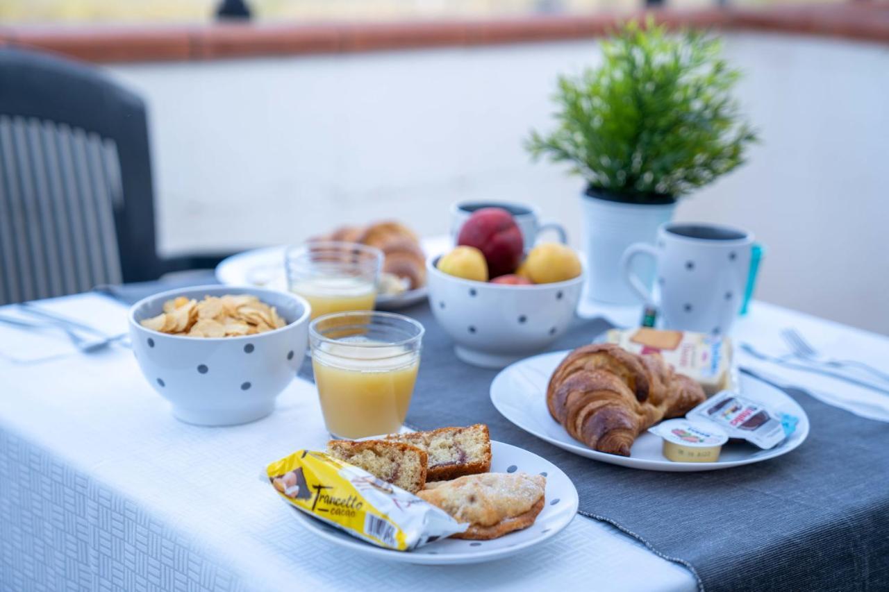 Queen'S Bed & Breakfast Grisolia Exterior foto