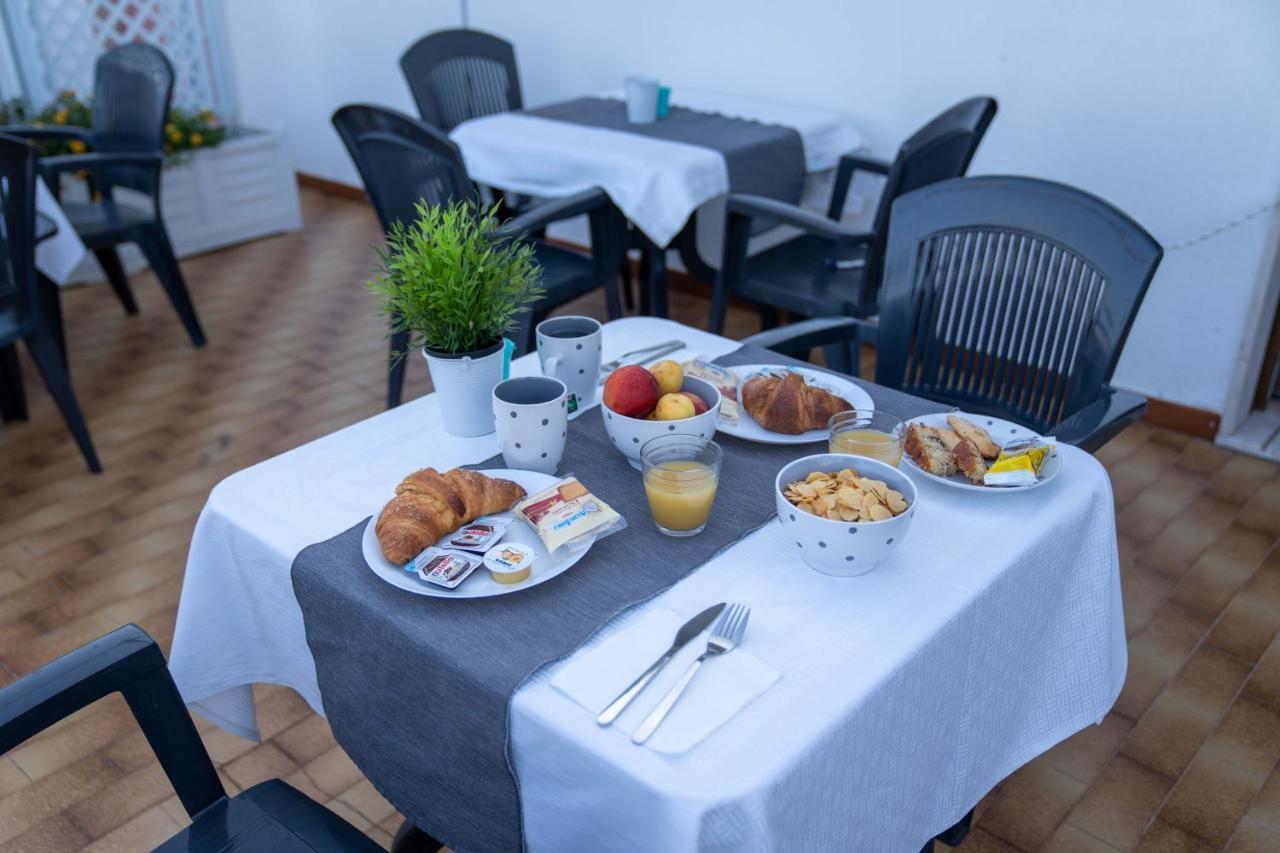Queen'S Bed & Breakfast Grisolia Exterior foto